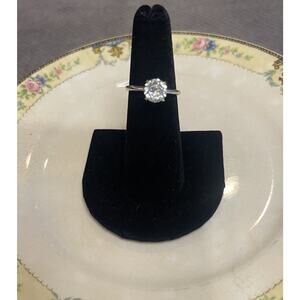 Vintage Estate Uncas Mfg Co 80s Solitaire Ring Cubic Zirconia Sz 6-6.25